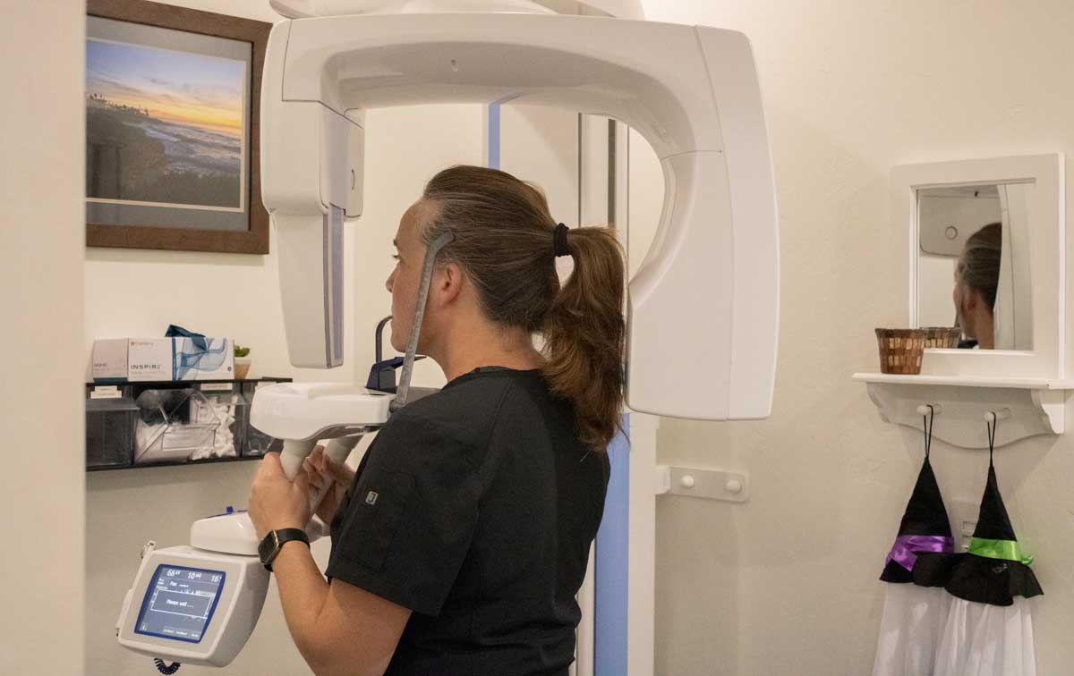Dental-Care-on-Golf-Links-Uses-High-Technology Dental Care on Golf Links Uses High Technology